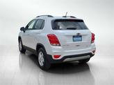 Thumbnail of 2022 Iridescent Pearl Tricoat Chevrolet Trax