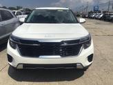 Thumbnail of 2024 Snow White Pearl Kia Seltos