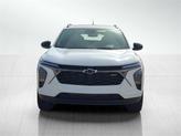Thumbnail of 2025 Summit White Chevrolet Trax