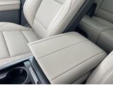Thumbnail of 2025 White Platinum Clearcoat Metallic Lincoln Nautilus