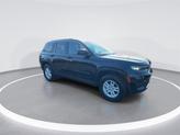 Thumbnail of 2023 Diamond Black Crystal Pearlcoat Jeep Grand Cherokee