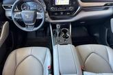 Thumbnail of 2022 Wind Chill Pearl Toyota Highlander