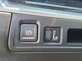 Thumbnail of 2024 Crystal White Tricoat Cadillac XT5
