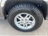 Thumbnail of 2004 Stone White Clearcoat Jeep Grand Cherokee