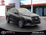 Photo of 2024 Super Black Nissan Kicks