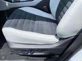 Thumbnail of 2025 White Diamond Mitsubishi Outlander