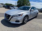 Thumbnail of 2021 Brilliant Silver Metallic Nissan Altima