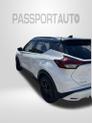 Thumbnail of 2023 Aspen White Tricoat/Super Black Nissan Kicks