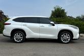 Thumbnail of 2022 Wind Chill Pearl Toyota Highlander Hybrid