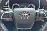 Thumbnail of 2022 Wind Chill Pearl Toyota Highlander Hybrid