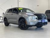 Thumbnail of 2023 Mercury Gray Metallic Mitsubishi Outlander