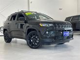 Photo of 2023 Diamond Black Crystal Pearlcoat Jeep Compass