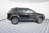 Thumbnail of 2019 Diamond Black Crystal Pearlcoat Jeep Cherokee