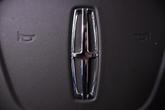 Thumbnail of 2024 Pristine White Metallic Tri-Coat Lincoln Navigator