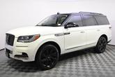 Thumbnail of 2024 Pristine White Metallic Tri-Coat Lincoln Navigator