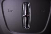 Thumbnail of 2024 Pristine White Metallic Tri-Coat Lincoln Navigator