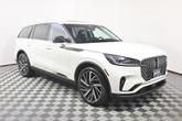 Thumbnail of 2025 White Metallic Lincoln Aviator