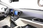Thumbnail of 2017 Granite Crystal Metallic Clearcoat Chrysler Pacifica