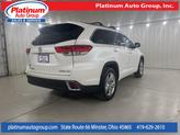 Thumbnail of 2018 Blizzard Pearl Toyota Highlander