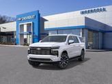 Thumbnail of 2025 Iridescent Pearl Tricoat Chevrolet Suburban