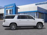 Thumbnail of 2025 Iridescent Pearl Tricoat Chevrolet Suburban