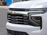 Thumbnail of 2025 Iridescent Pearl Tricoat Chevrolet Suburban