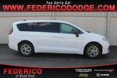 Photo of 2024 Bright White Clearcoat Chrysler Pacifica
