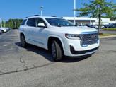 Thumbnail of 2022 White Frost Tricoat GMC Acadia