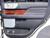 Thumbnail of 2024 Ceramic Pearl Metallic Lincoln Navigator