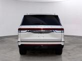 Thumbnail of 2024 Ceramic Pearl Metallic Lincoln Navigator