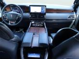 Thumbnail of 2024 Ceramic Pearl Metallic Lincoln Navigator