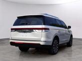 Thumbnail of 2024 Ceramic Pearl Metallic Lincoln Navigator