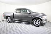 Thumbnail of 2015 Brilliant Black Crystal Pearlcoat RAM 1500