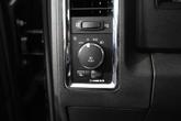 Thumbnail of 2015 Brilliant Black Crystal Pearlcoat RAM 1500