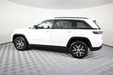 Thumbnail of 2025 Bright White Clearcoat Jeep Grand Cherokee
