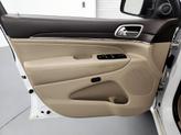 Thumbnail of 2015 White Jeep Grand Cherokee