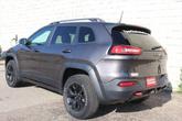 Thumbnail of 2018 Granite Crystal Metallic Clearcoat Jeep Cherokee