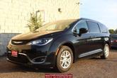 Photo of 2020 Brilliant Black Crystal Pearlcoat Chrysler Pacifica