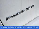 Thumbnail of 2018 Bright White Clearcoat Chrysler Pacifica Hybrid