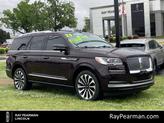 Photo of 2023 DIAMOND RED Lincoln Navigator