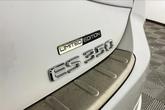 Thumbnail of 2019 Eminent White Pearl Lexus ES 350