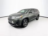 Thumbnail of 2018 Alumina Jade Metallic Toyota Highlander