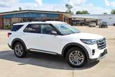 Thumbnail of 2025 Star White Metallic Tri-Coat Ford Explorer