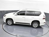 Thumbnail of 2021 Starfire Pearl Lexus GX 460