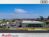 Thumbnail of 2023 Glacier White Metallic Audi Q4 e-tron