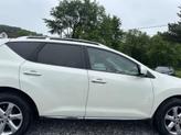 Thumbnail of 2009 White Nissan Murano