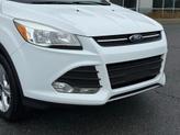 Thumbnail of 2016 Oxford White Ford Escape