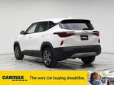 Thumbnail of 2022 White Kia Seltos