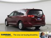 Thumbnail of 2018 Red Chrysler Pacifica