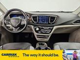 Thumbnail of 2018 Red Chrysler Pacifica